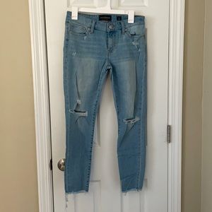 LUCKY BRAND LOW RISE JEANS